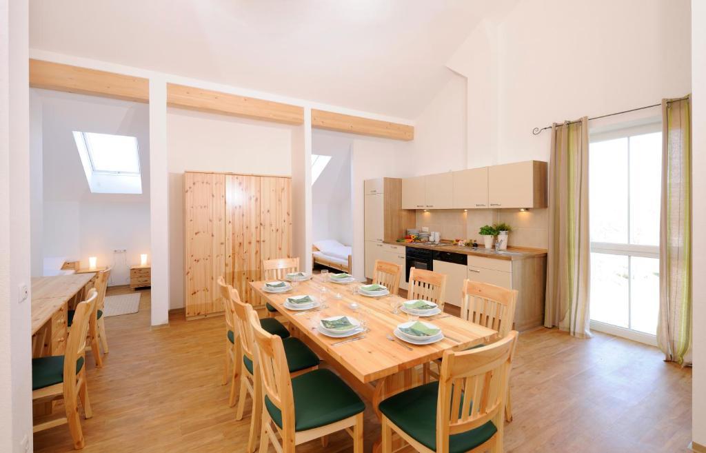 Hotel Inspiration Garni Tittmoning Habitación foto